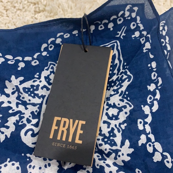 Frye Scarf New with tags attached - Picture 13 of 15